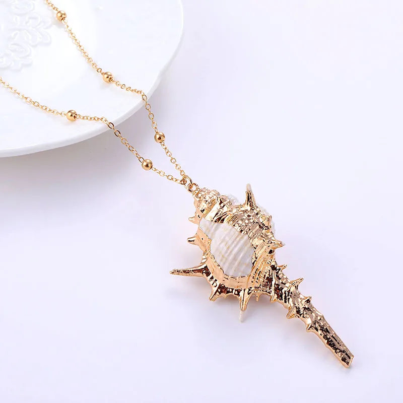 Boho Conch Shell Necklace – Summer Beach Pendant for Women