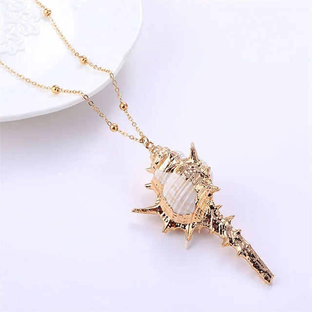 Boho Conch Shell Necklace – Summer Beach Pendant for Women