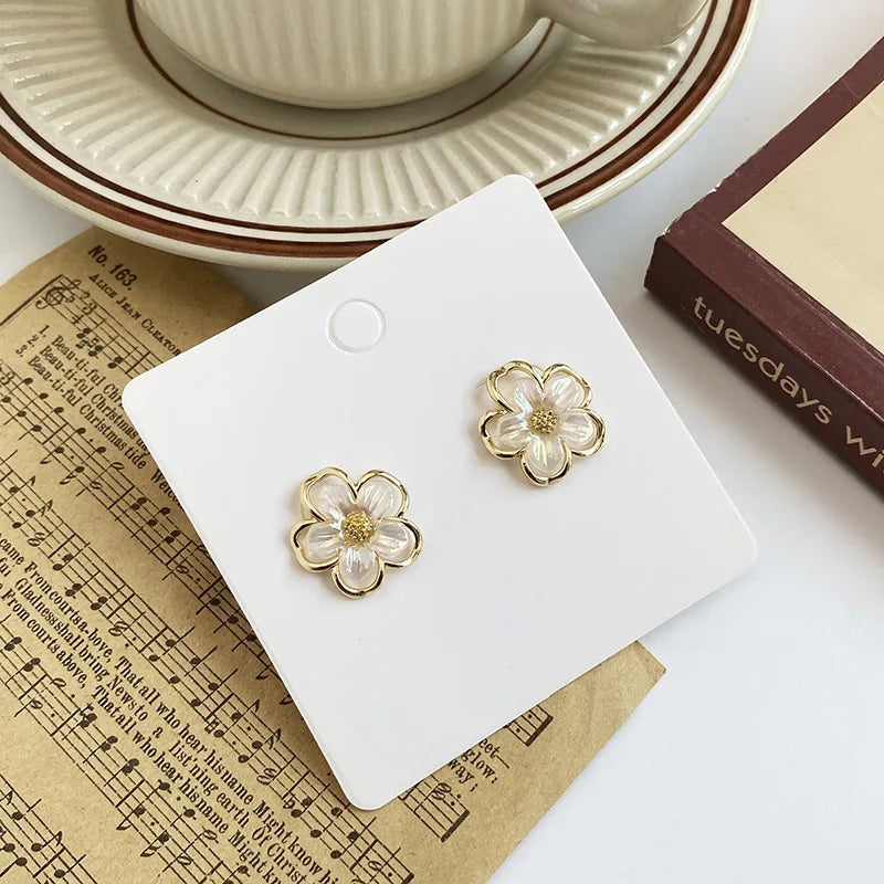 White Flower Stud Earrings – Golden Acrylic Floral Jewelry