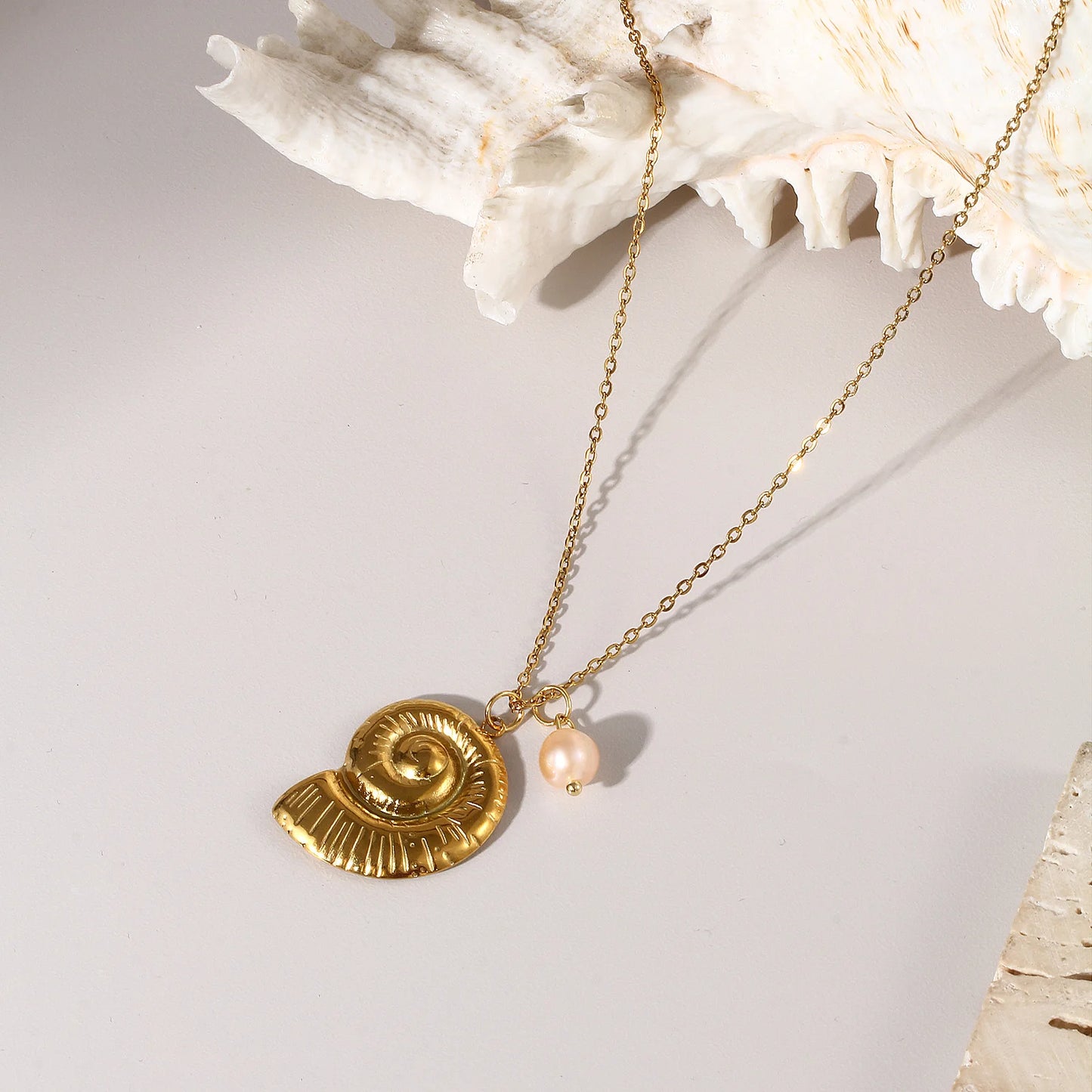18K Gold Plated Pearl Link Necklace – Stainless Steel Ocean Jewelry for Women