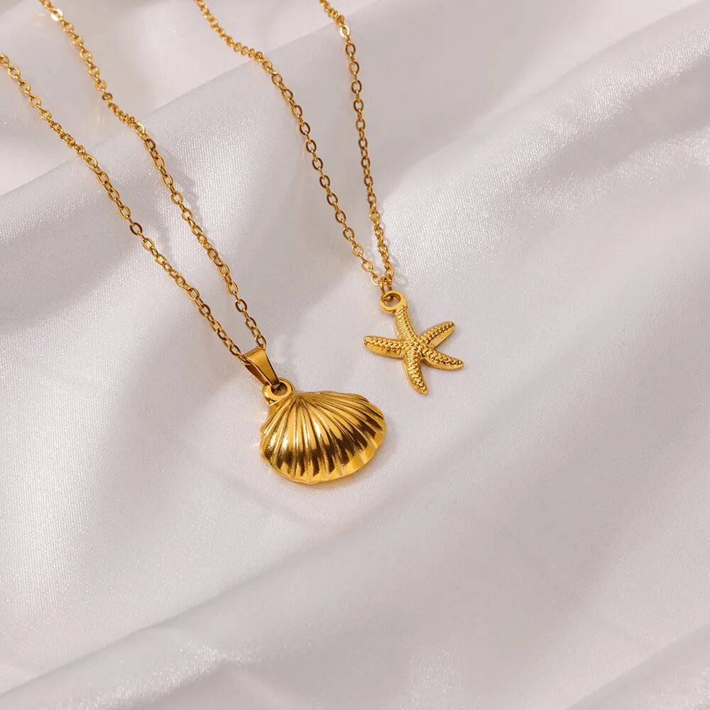 Summer Beach Starfish & Pearl Necklace – Gold Stainless Steel Pendant