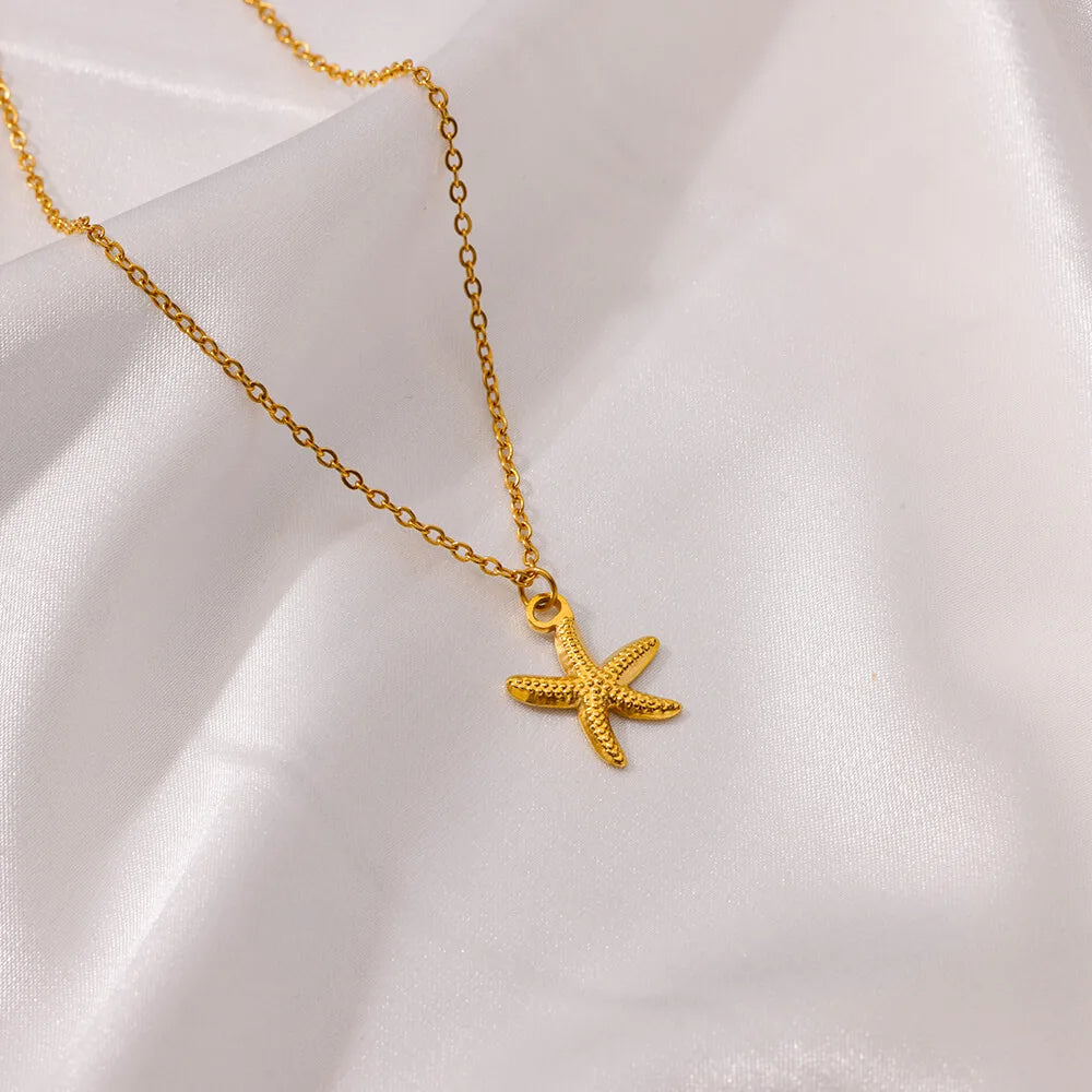 Summer Beach Starfish & Pearl Necklace – Gold Stainless Steel Pendant