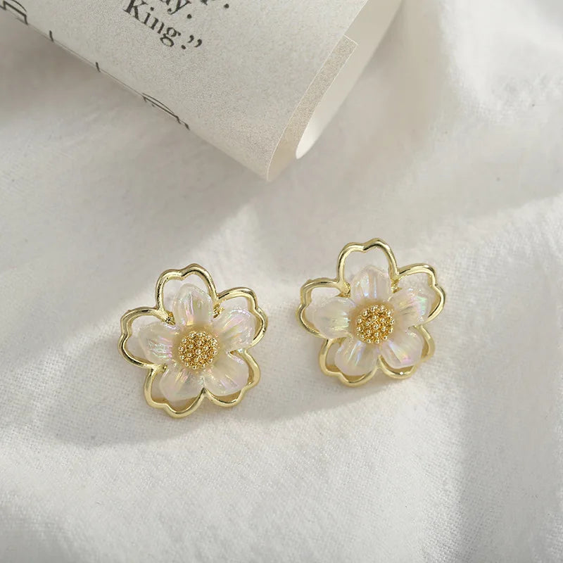 White Flower Stud Earrings – Golden Acrylic Floral Jewelry
