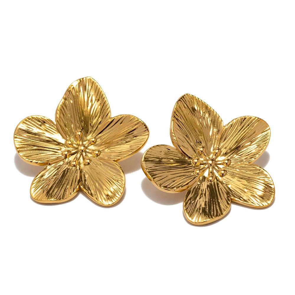 Vintage Flower Stud Earrings – 18K Gold Plated, Hypoallergenic Stainless Steel